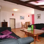 בית נופש Cozy In Kapelica With Wifi *