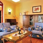 Cozy In Kapelica With Wifi בית נופש
