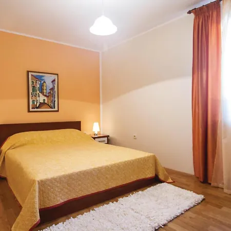 Casa de Férias Cozy In Kapelica With Wifi *