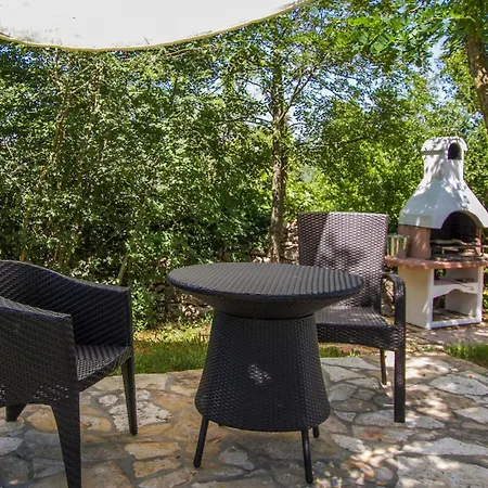 Lovely In Kapelica With Wifi Casa vacanze